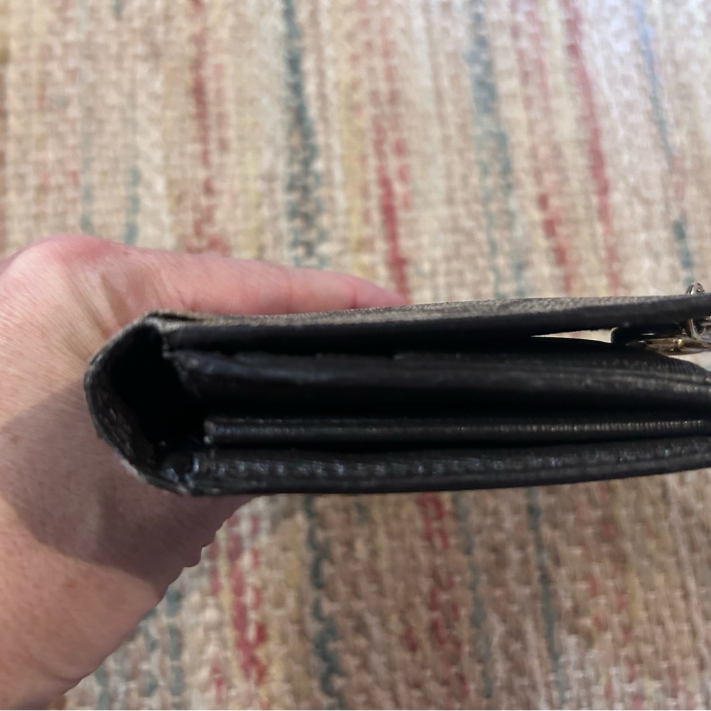 Gucci Monogram Long Wallet - Picture 6 of 7